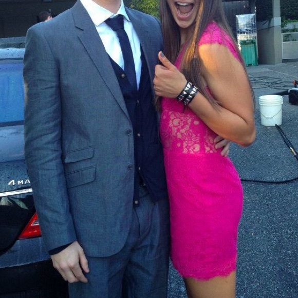 Pink Cut out BCBG dress - Picture 3 of 7